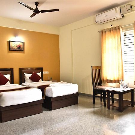 The Banjaara Suites Bangalore Esterno foto