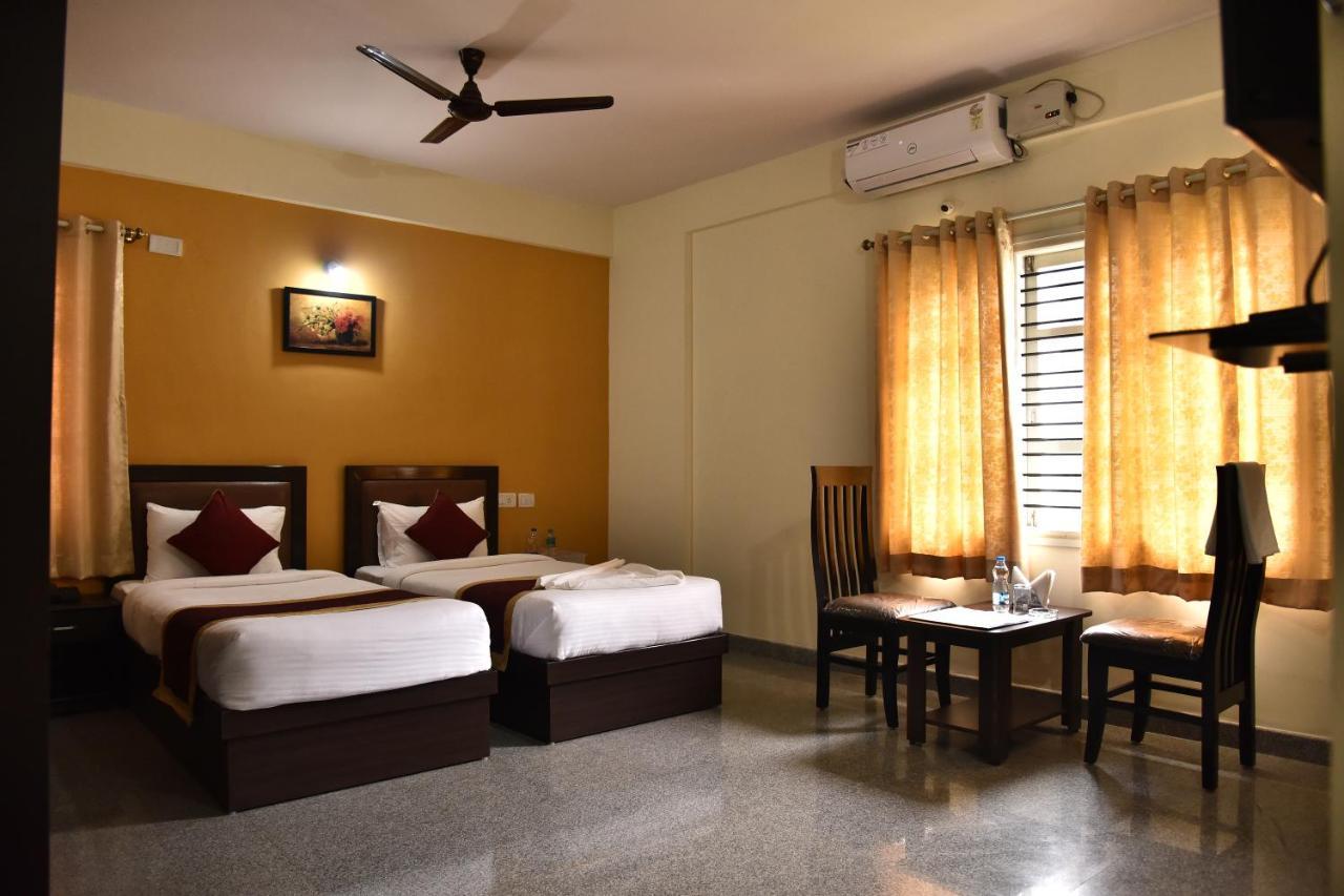 The Banjaara Suites Bangalore Esterno foto