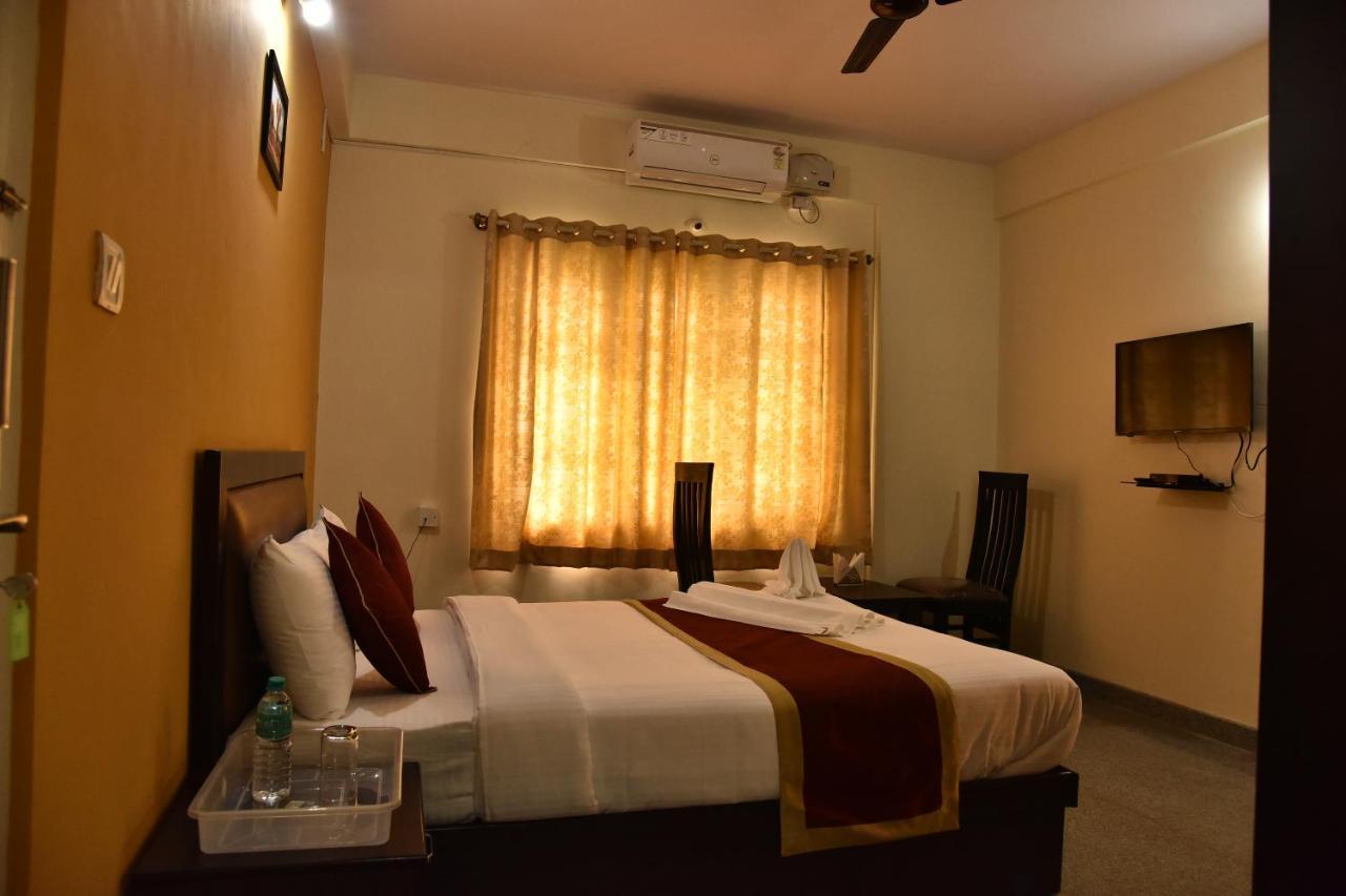 The Banjaara Suites Bangalore Esterno foto