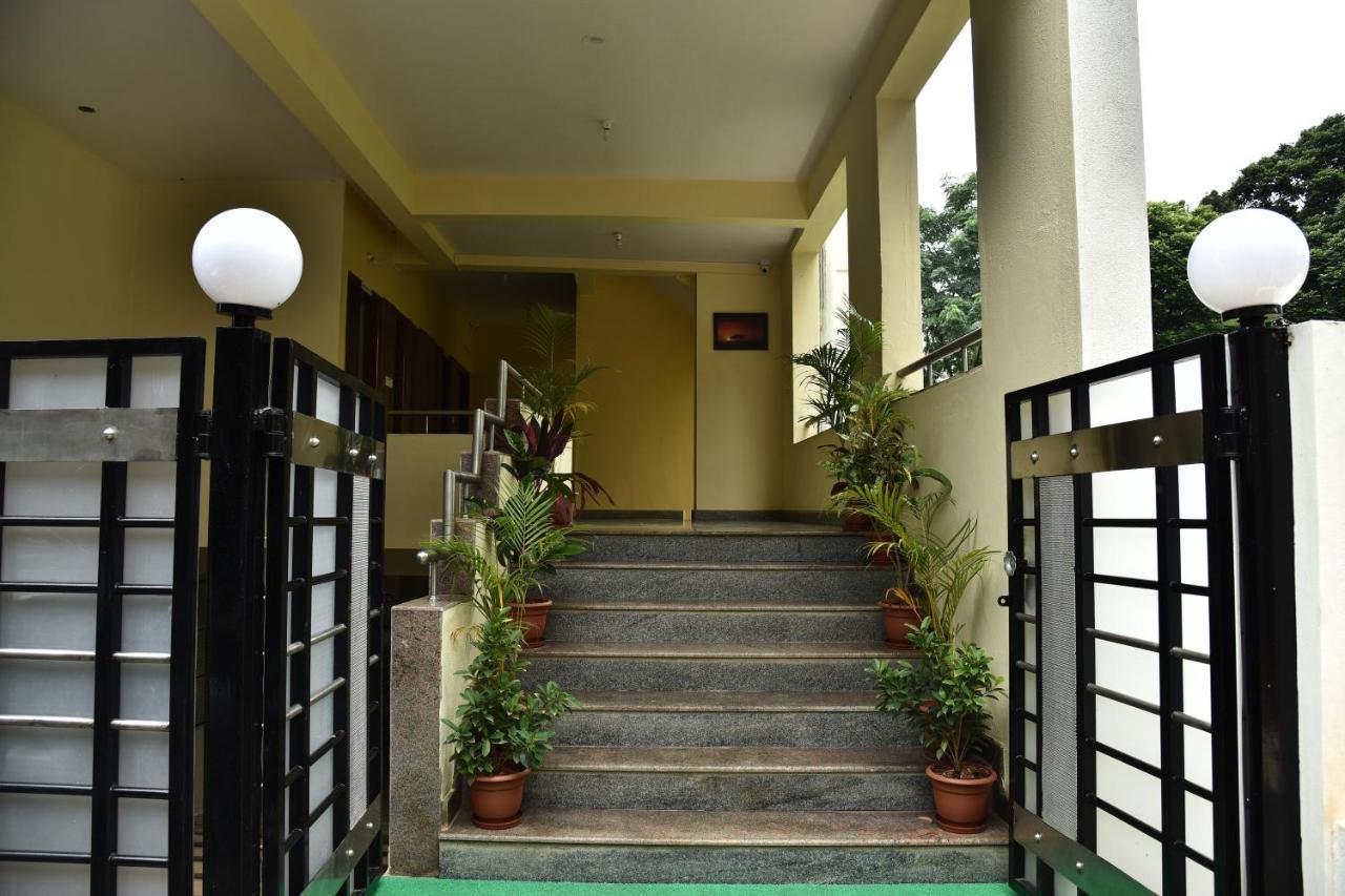 The Banjaara Suites Bangalore Esterno foto
