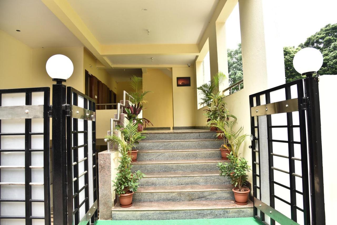 The Banjaara Suites Bangalore Esterno foto