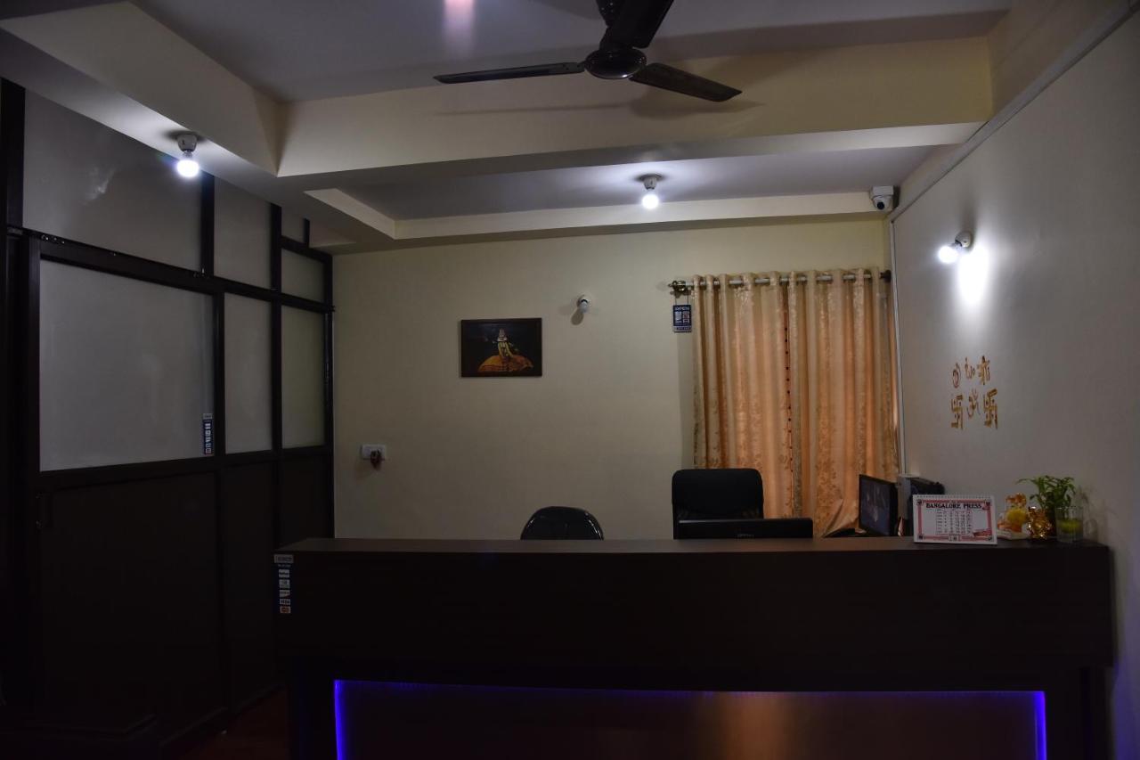 The Banjaara Suites Bangalore Esterno foto