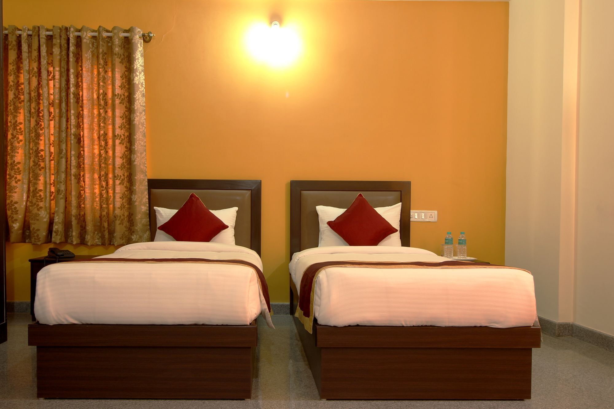 The Banjaara Suites Bangalore Esterno foto