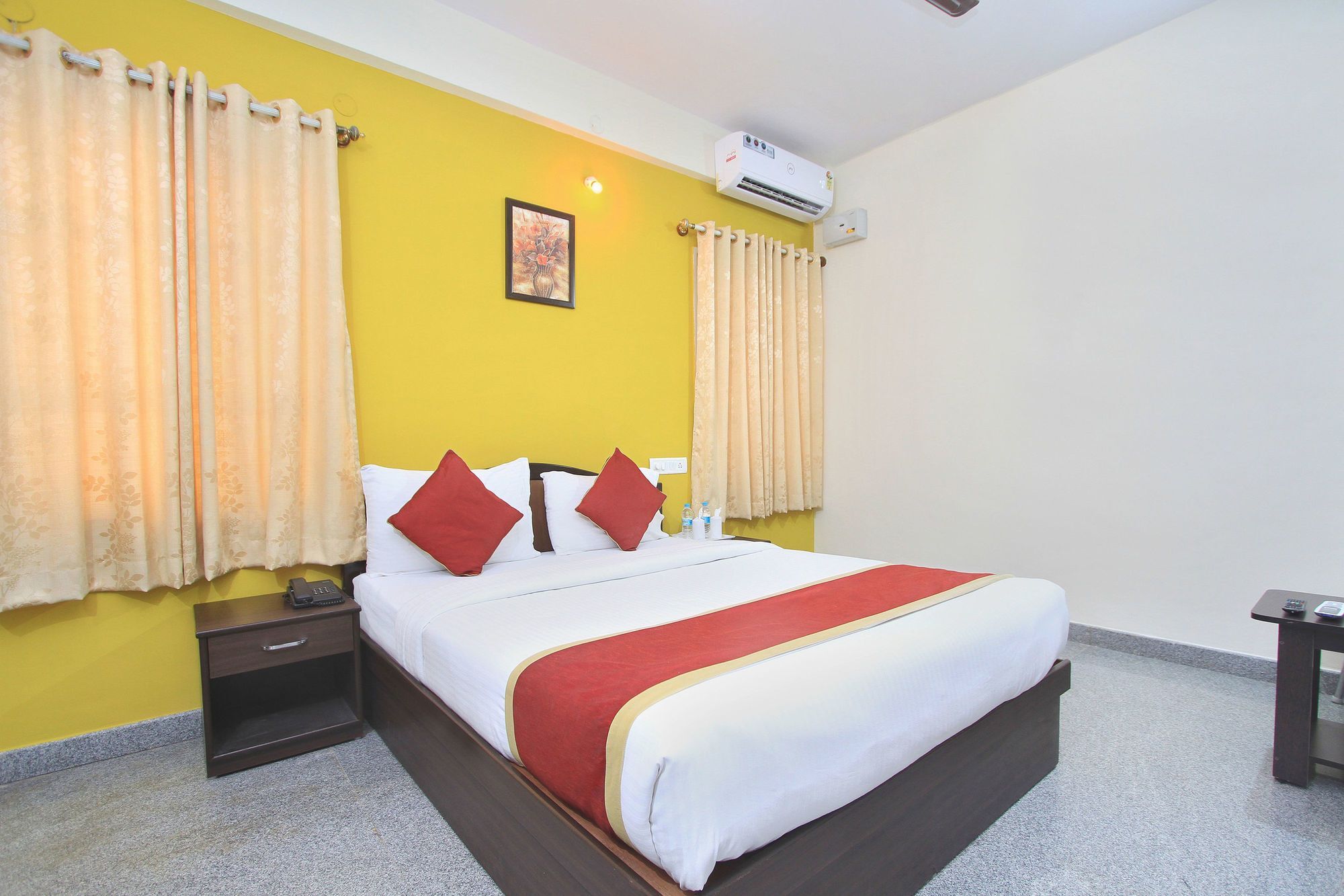 The Banjaara Suites Bangalore Esterno foto